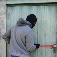 thief-1562699_1280